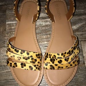 Cute leopard sandals